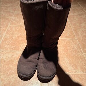 UGG Dark Brown Women's Winter Boots
